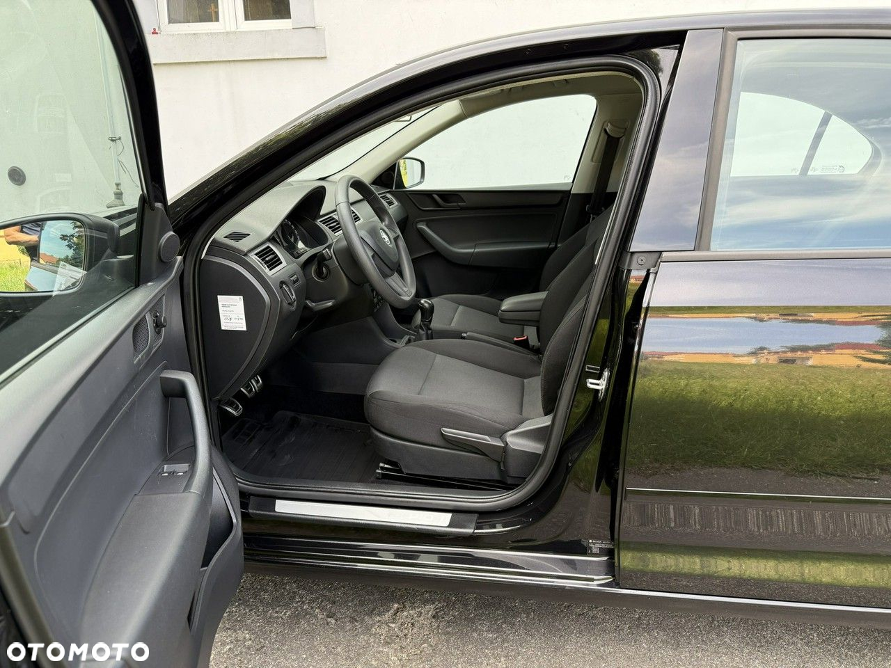 Skoda RAPID - 33