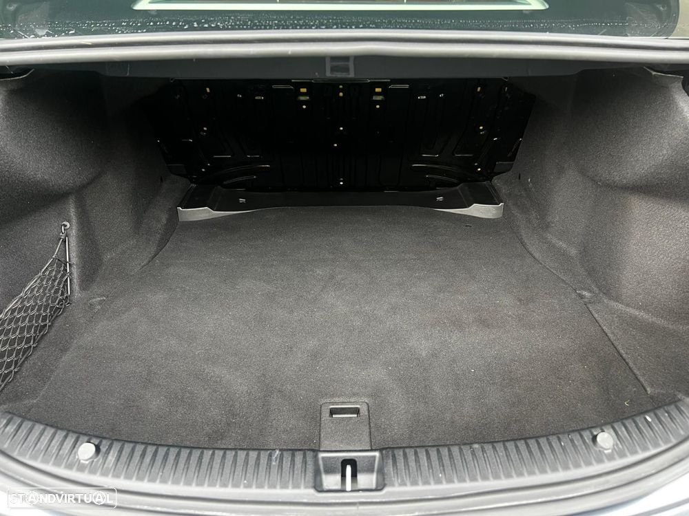 Mercedes-Benz C 220 d Avantgarde Aut. - 52