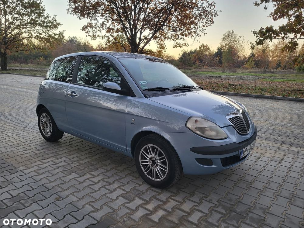 Lancia Ypsilon 2006 photo 4