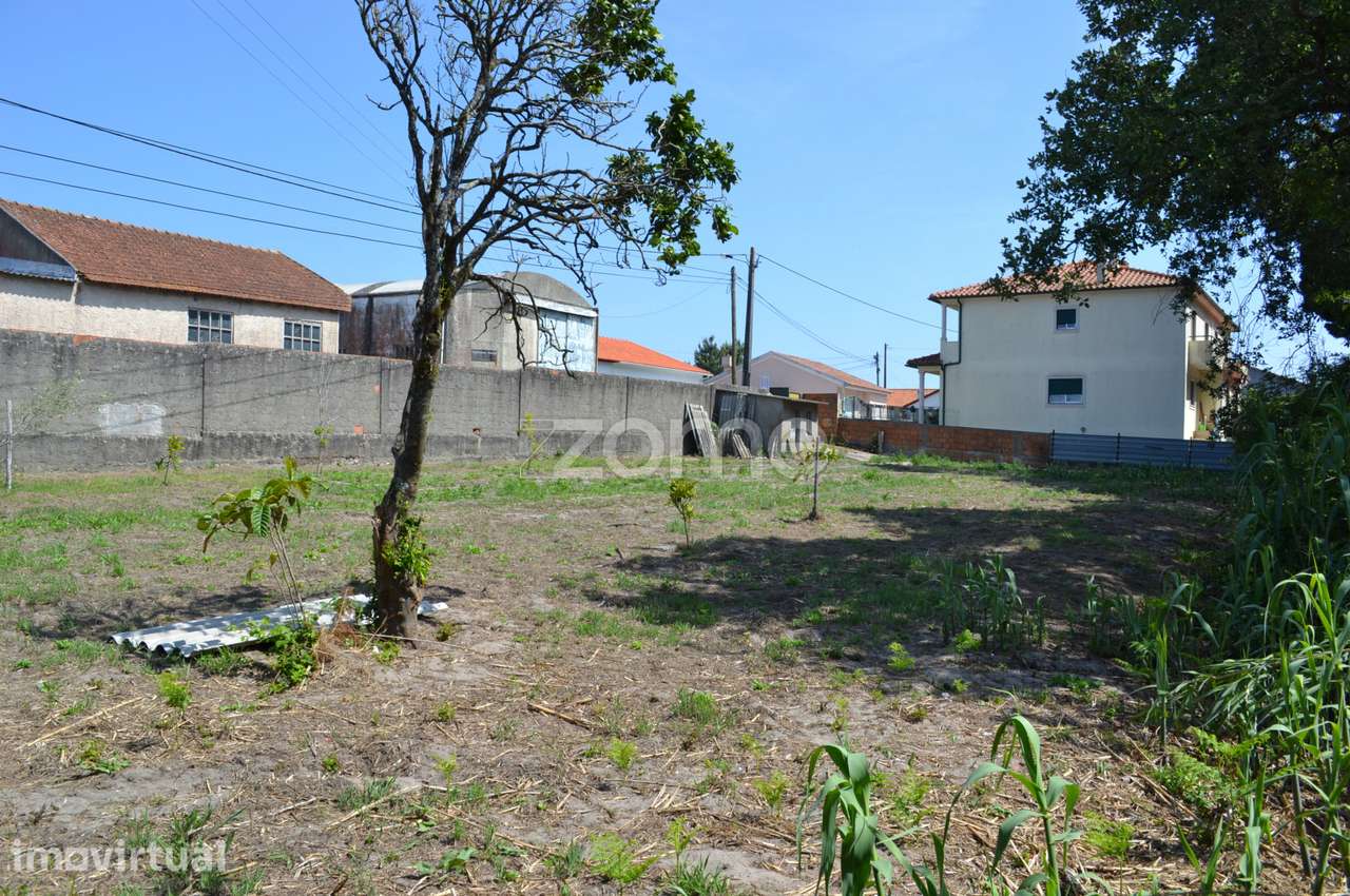 Terreno rústico com 885m2 - Grande imagem: 3/7