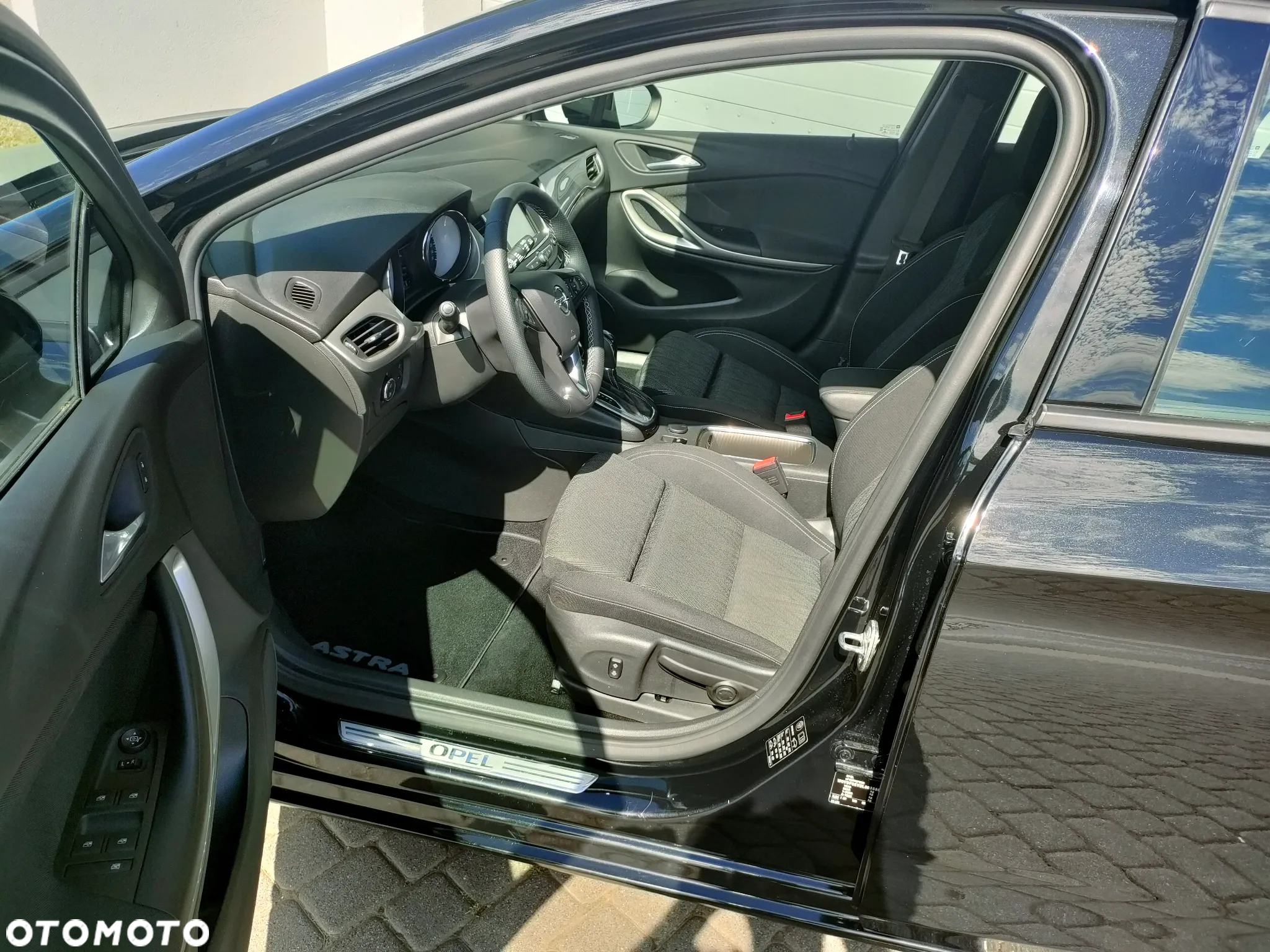 Opel Astra 1.5 D Start/Stop Automatik 120 Jahre - 10
