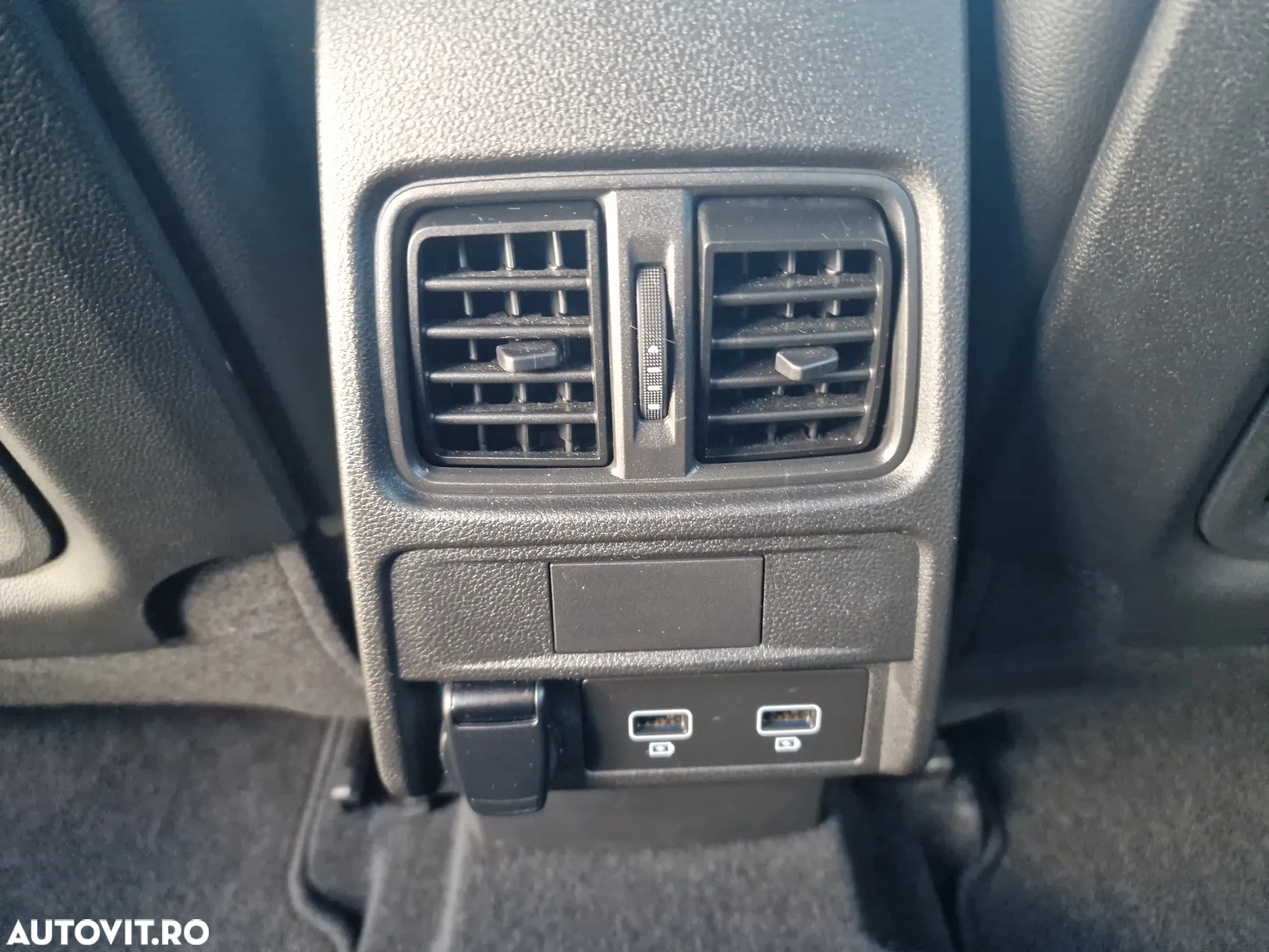 Renault Arkana TCe Mild Hybrid 160 EDC R.S. LINE - 28