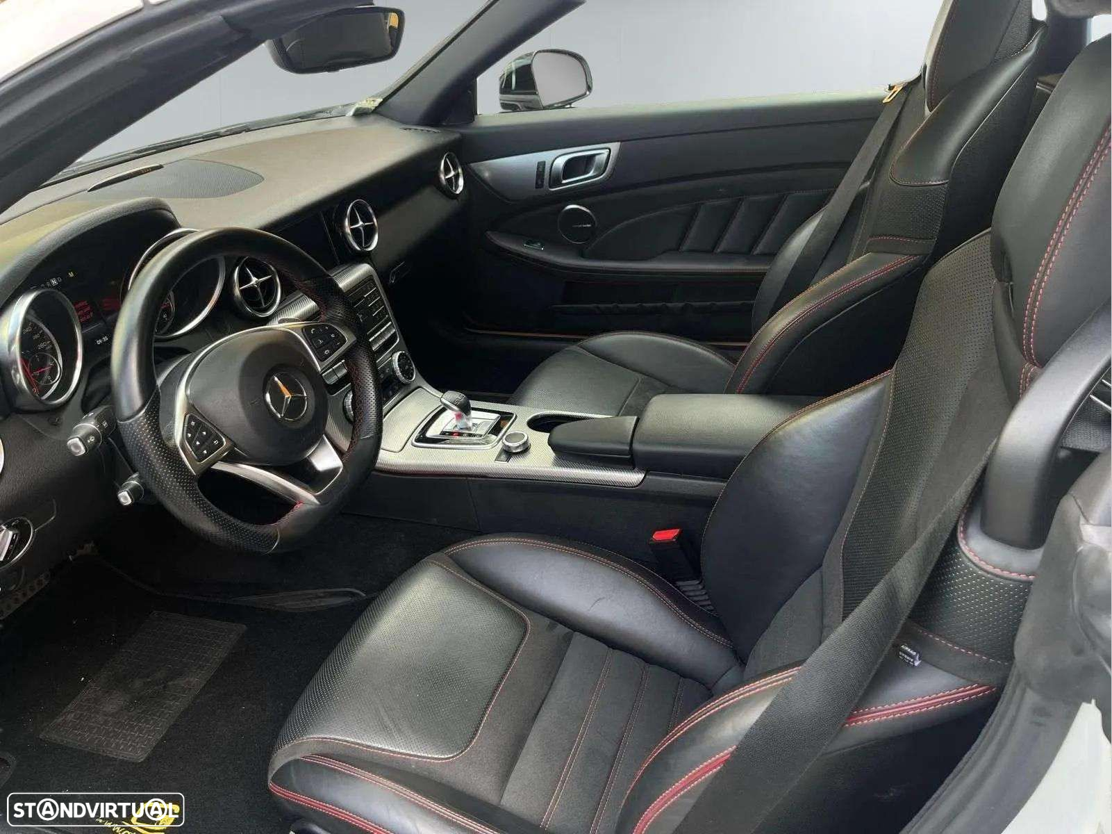 Mercedes-Benz SLC 43 AMG - 12