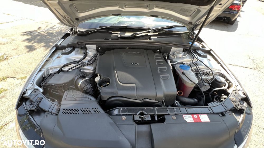 Dezmembrez/Dezmembrari Audi A4 B8 2.0Tdi CAGA 140cp  LX7W - 6