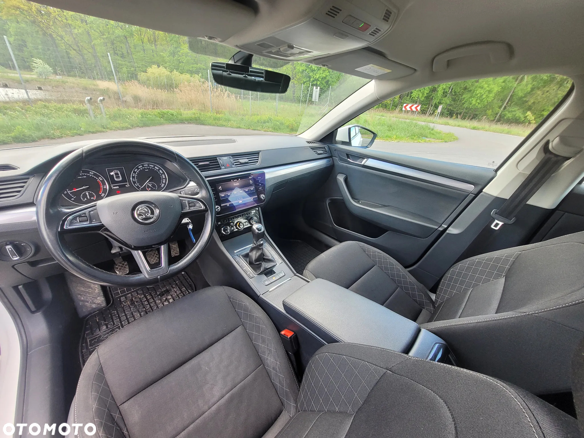 Skoda Superb 1.5 TSI ACT Active - 22