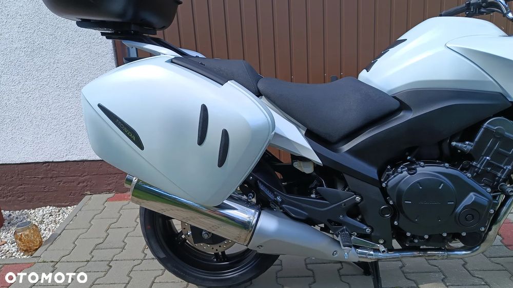 Honda CBF - 8