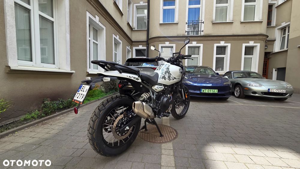 Royal Enfield Himalayan - 12