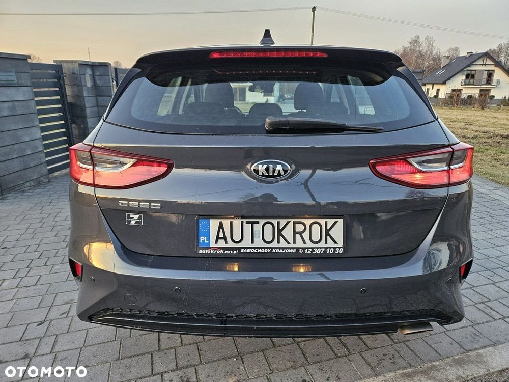 Kia Ceed - 5