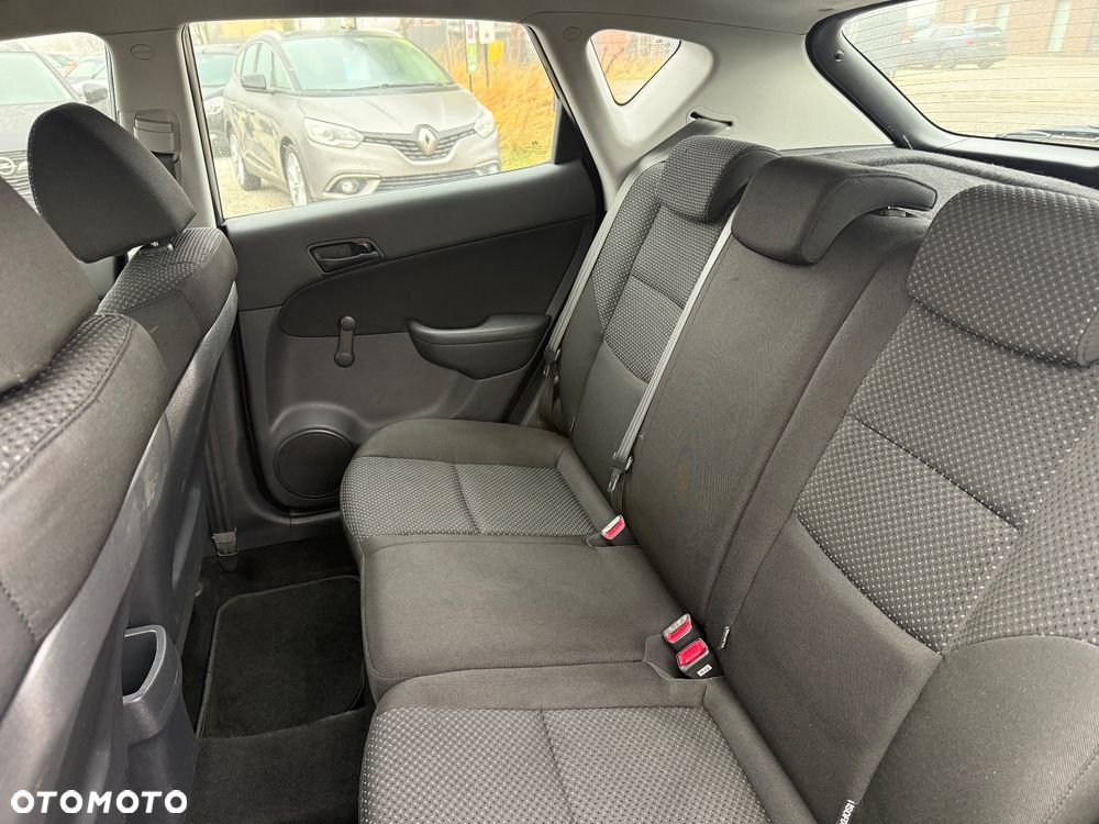 Hyundai i30 i30cw 1.6 CRDi Edition 20 - 18