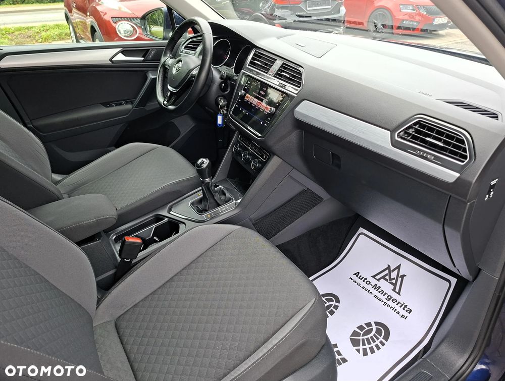 Volkswagen Tiguan 2.0 TDI SCR Elegance - 30