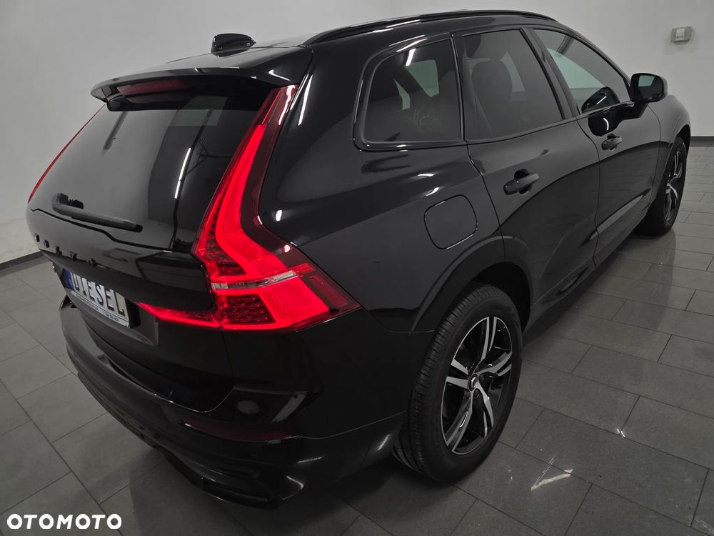 Volvo XC 60 B4 D Plus Dark - 6