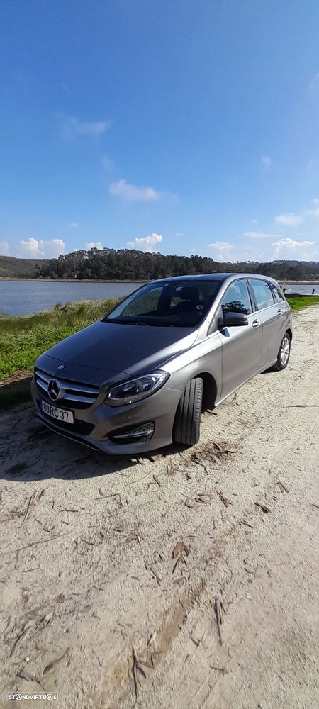 Mercedes-Benz B 180 d Style - 1