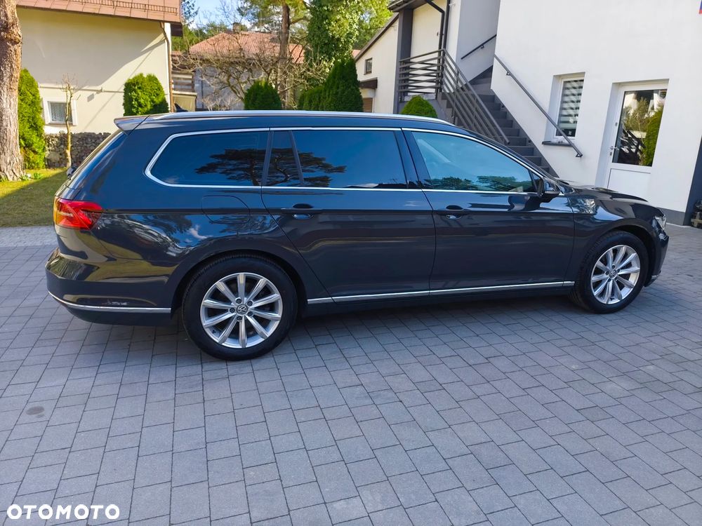 Volkswagen Passat - 15
