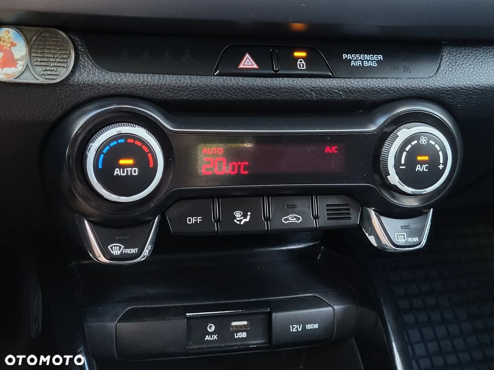 Kia Rio - 13