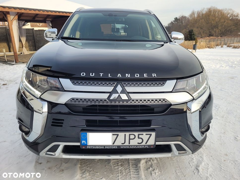 Mitsubishi Outlander 2.0 Intense + Navi 4WD CVT - 2