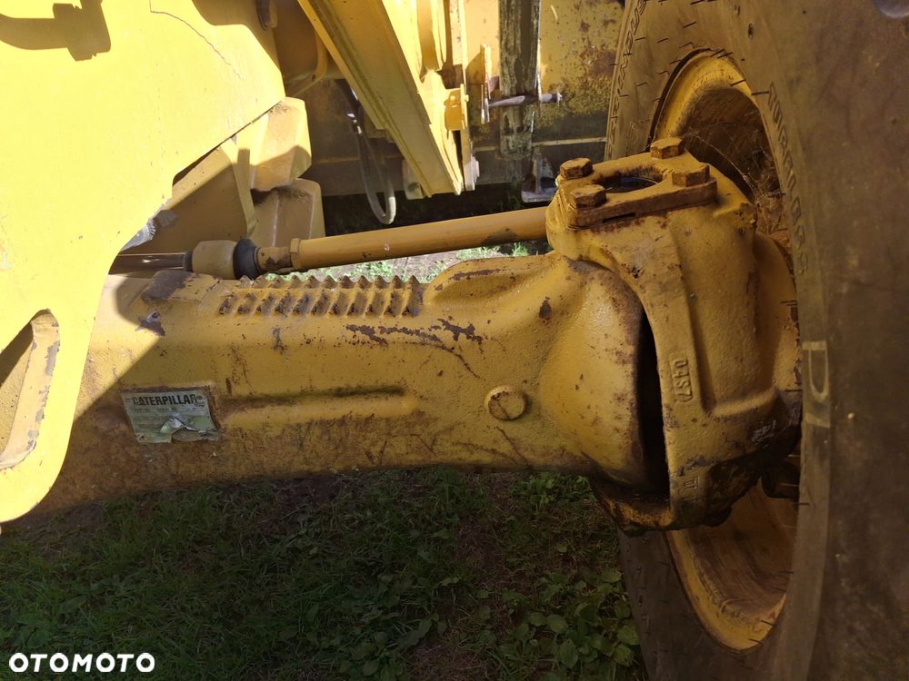 Caterpillar 428E - 6