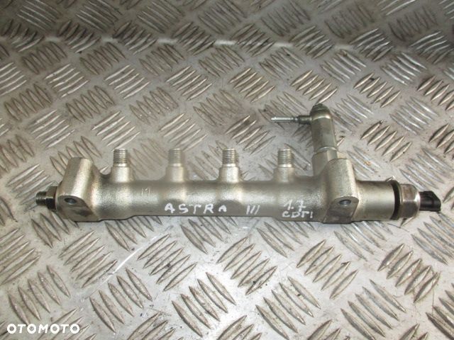 Listwa wtryskowa Opel Astra III 1.7 CDTI - 1