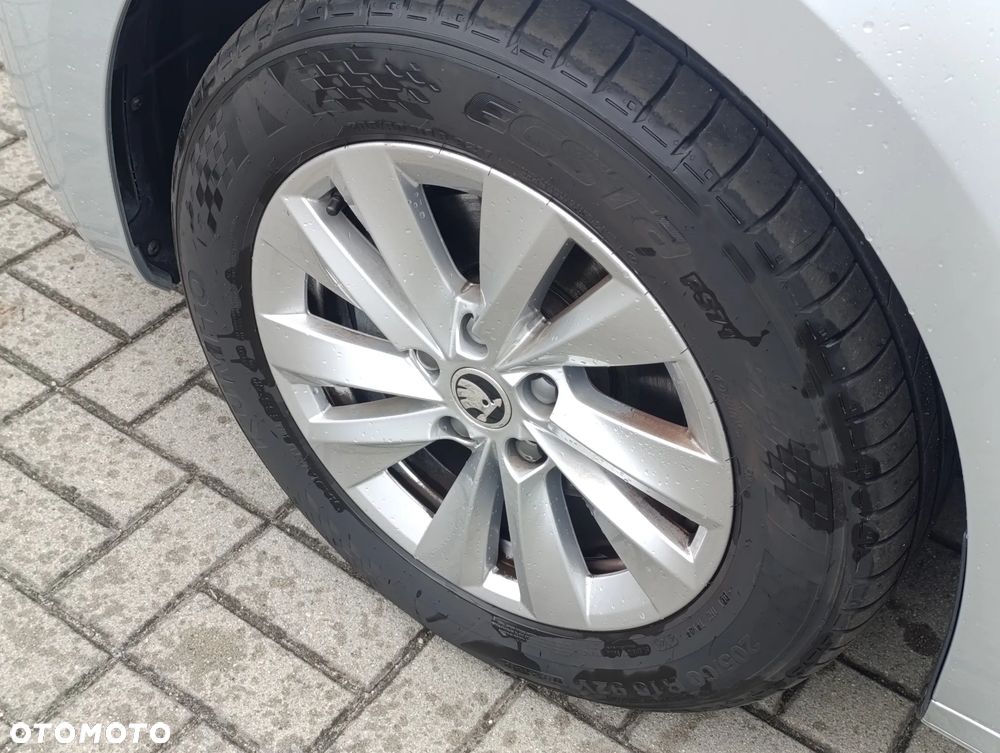 Skoda Octavia 1.5 TSI Selection - 10