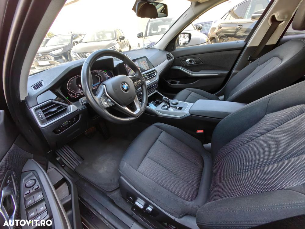 BMW Seria 3 330e iPerformance Advantage - 5