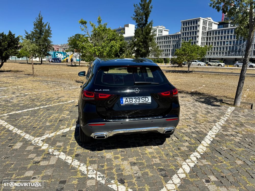 Mercedes-Benz GLA 200 AMG Line - 9