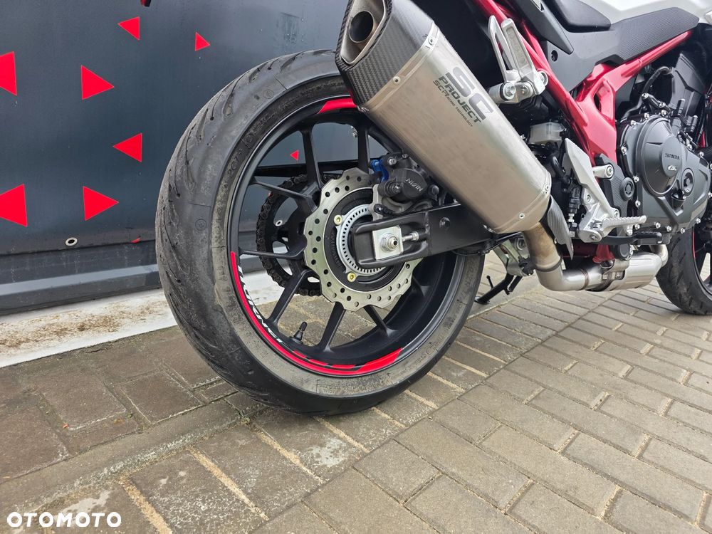 Honda Hornet - 7