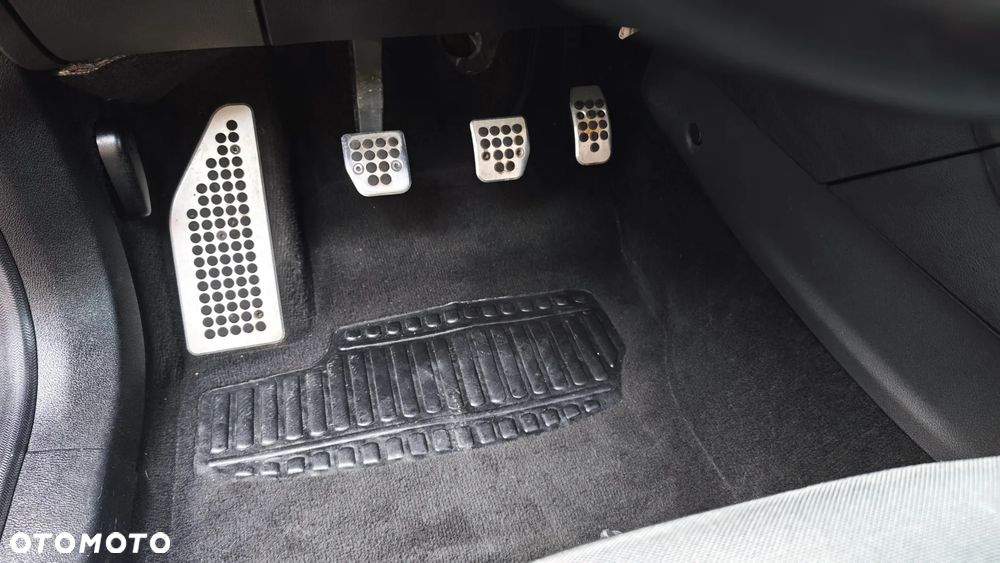 Ford Mondeo 2.0 Sport - 17