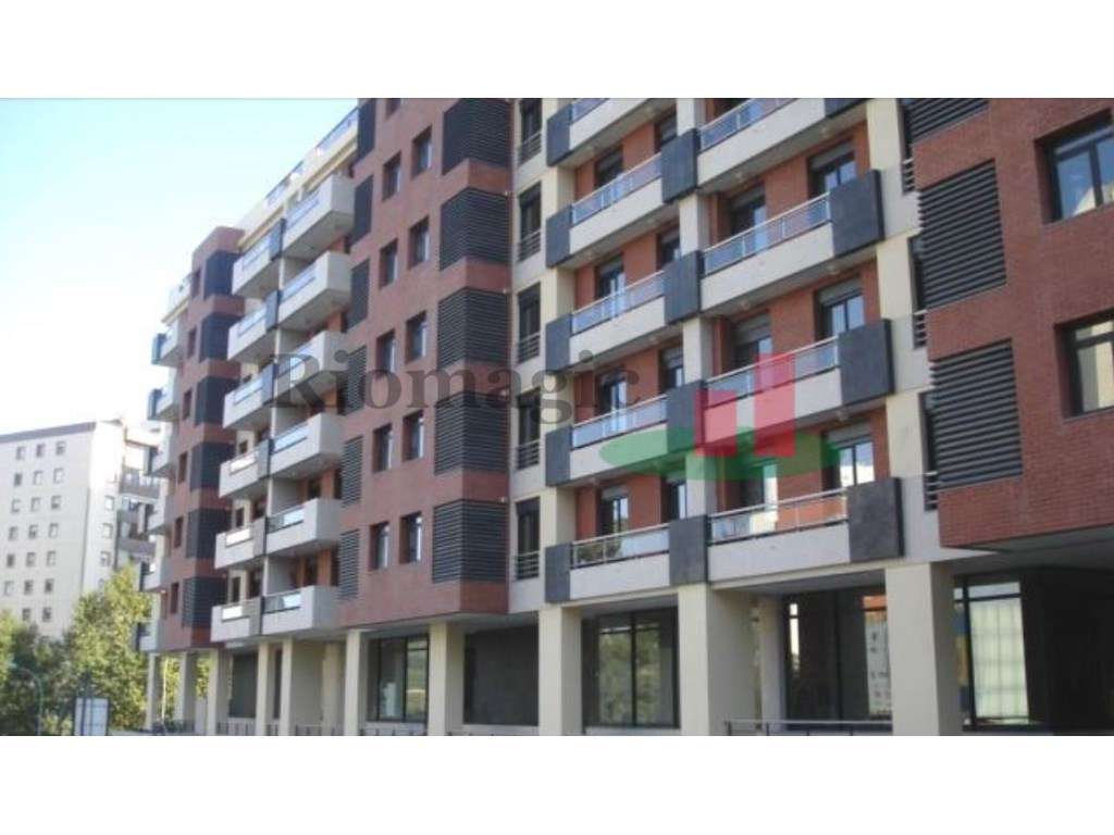 Miraflores - Algés - Loja de 188,5m2 para Venda ou Arrendamento - Grande imagem: 2/2