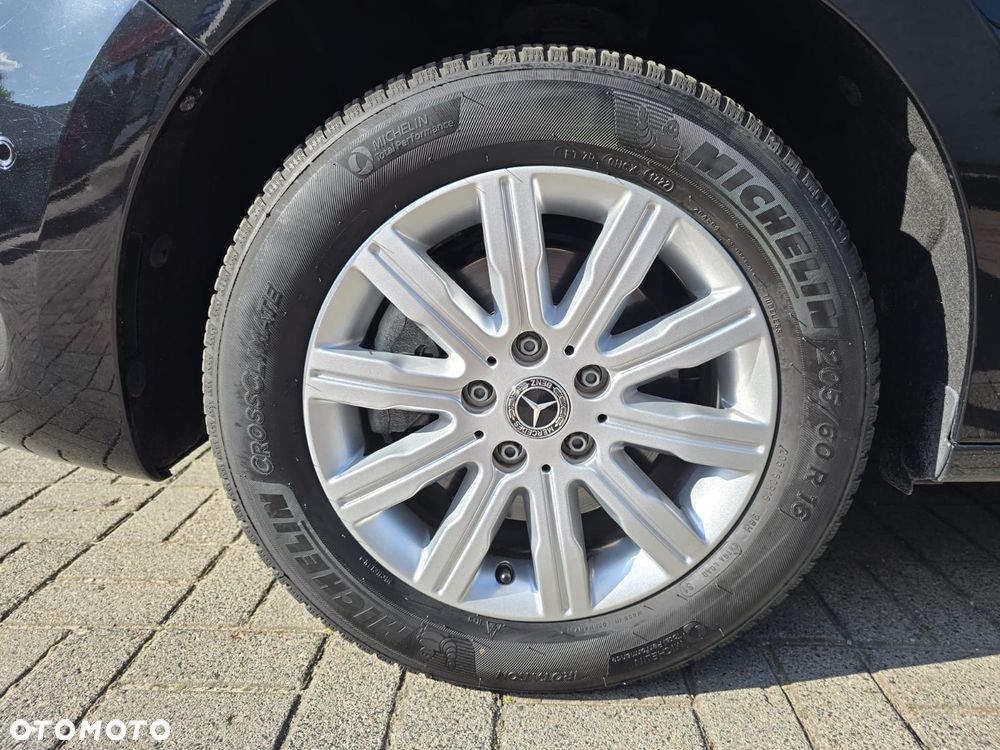 Mercedes-Benz Klasa T 180 d Progressive - 27