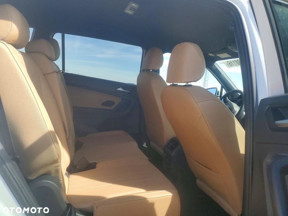 Volkswagen Tiguan - 7