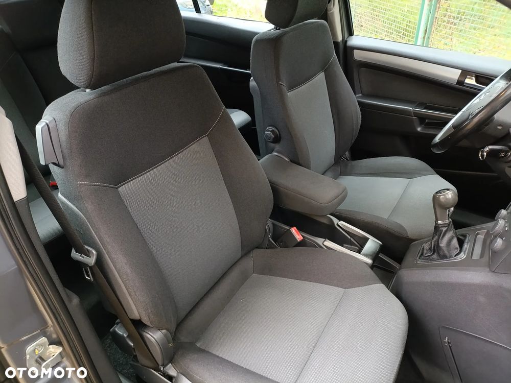 Opel Zafira - 7