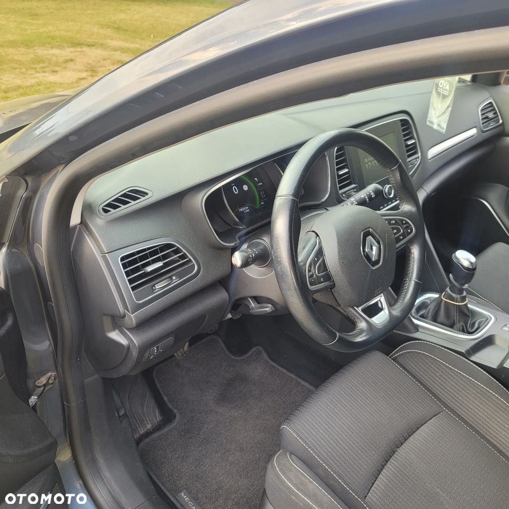 Renault Megane TCe 115 GPF ZEN - 3