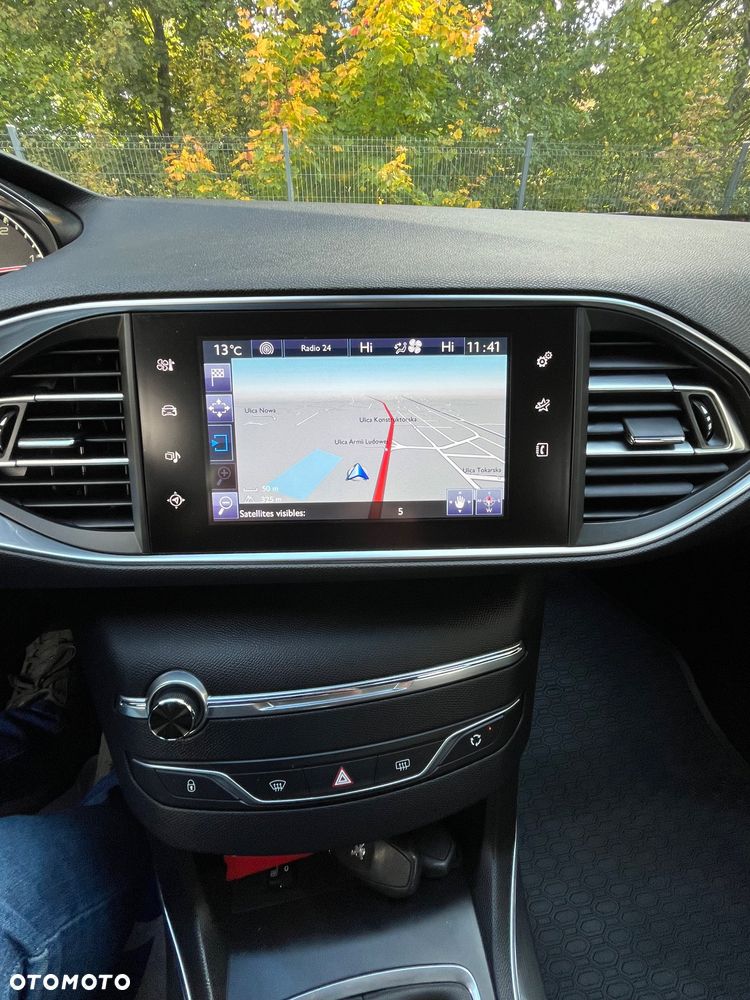Peugeot 308 - 23