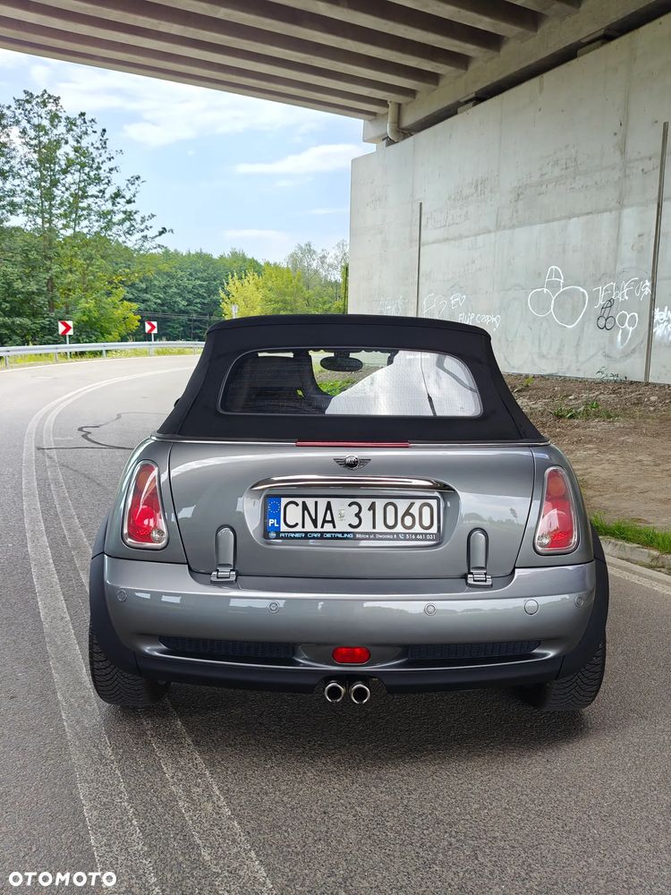 MINI Cooper S Sidewalk - 5