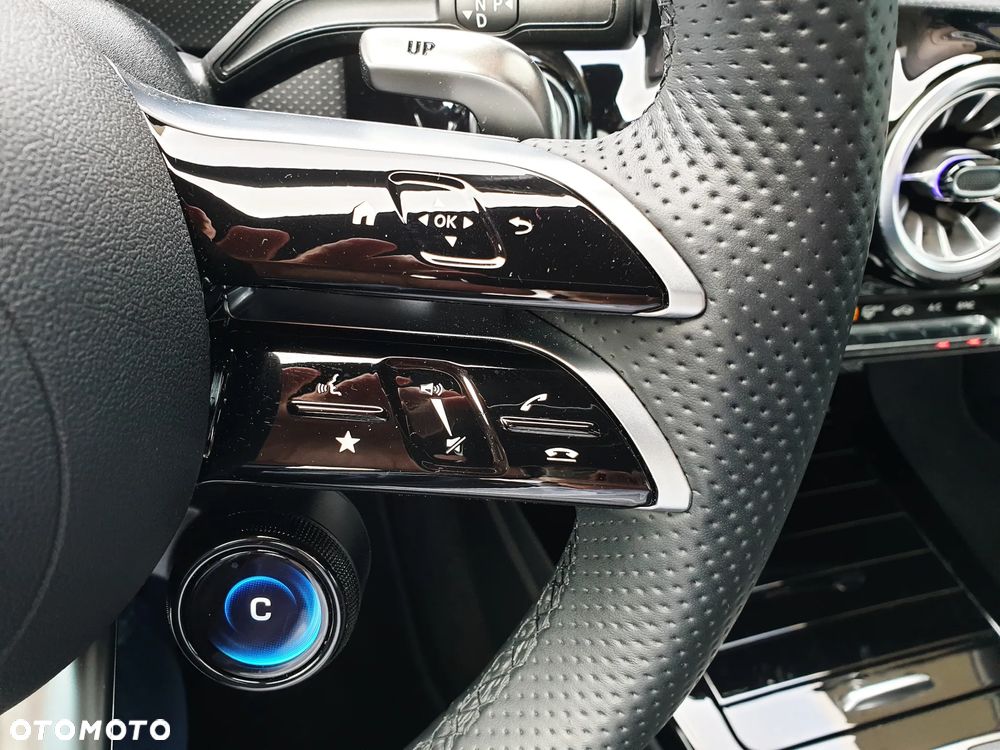 Mercedes-Benz Klasa A - 32