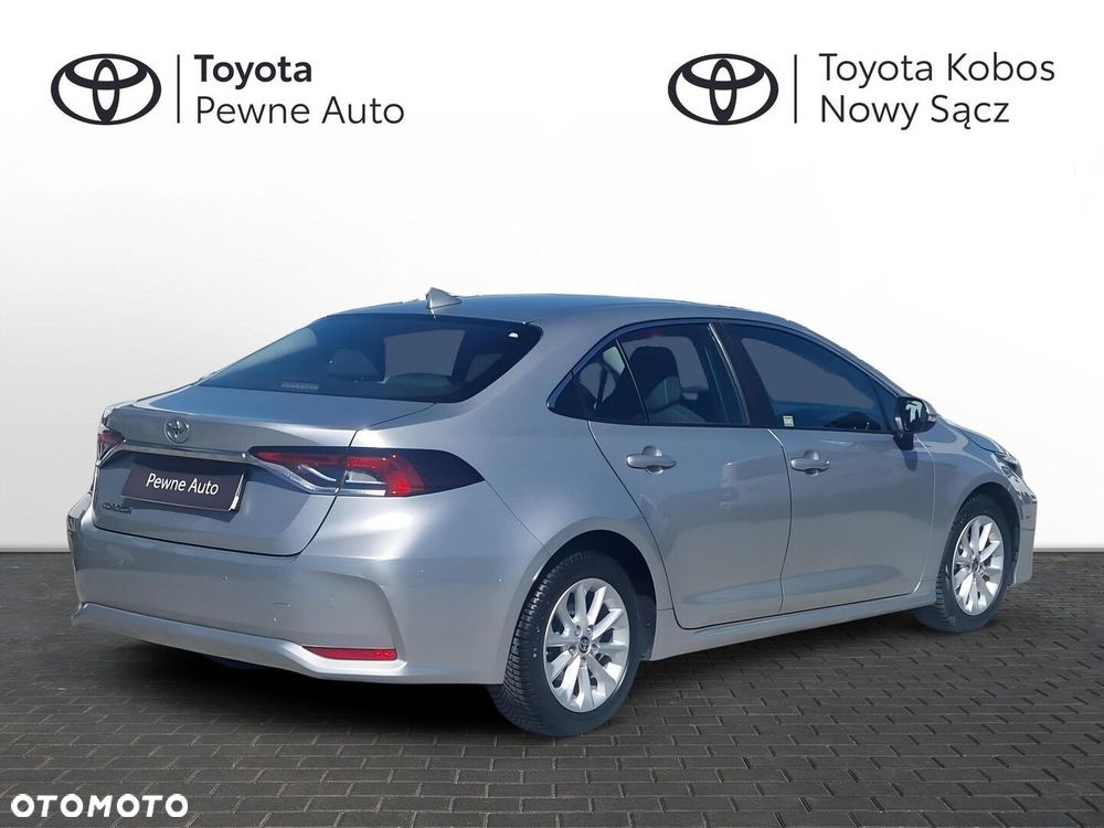 Toyota Corolla - 5