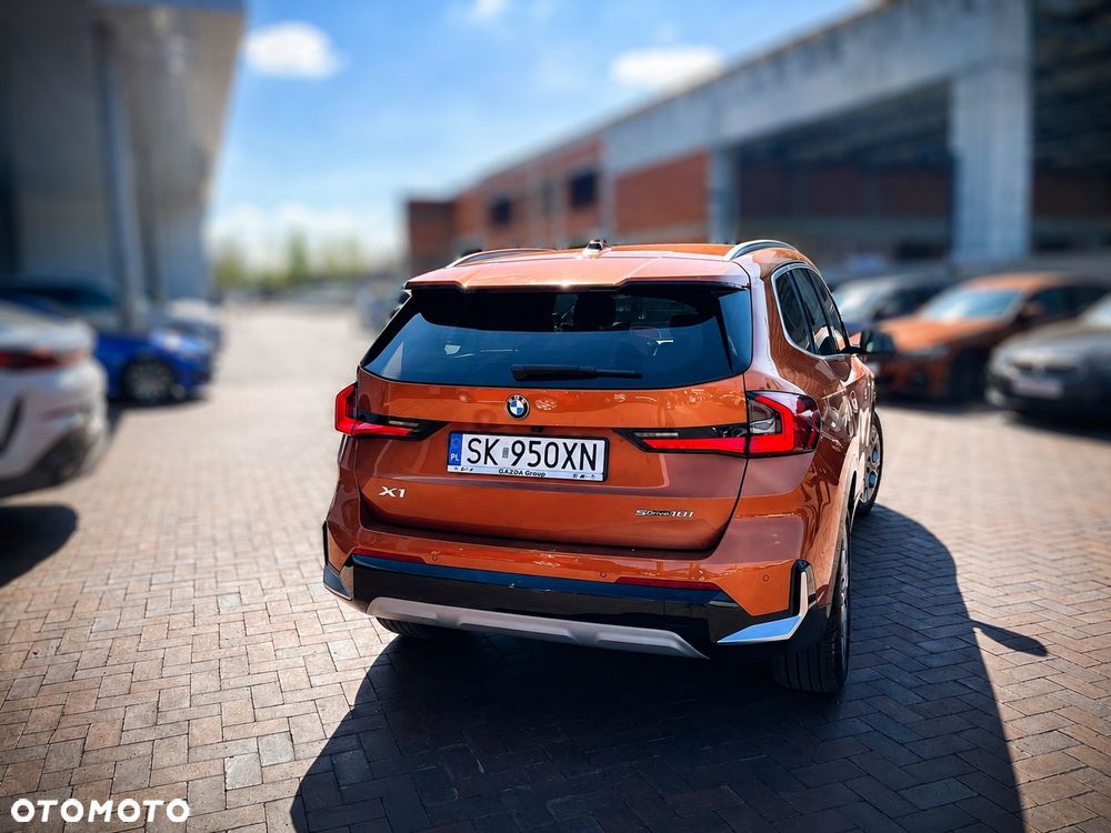 BMW X1 sDrive18i xLine - 6