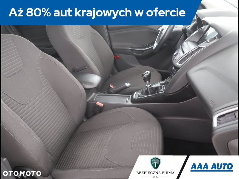 Ford Focus - 10