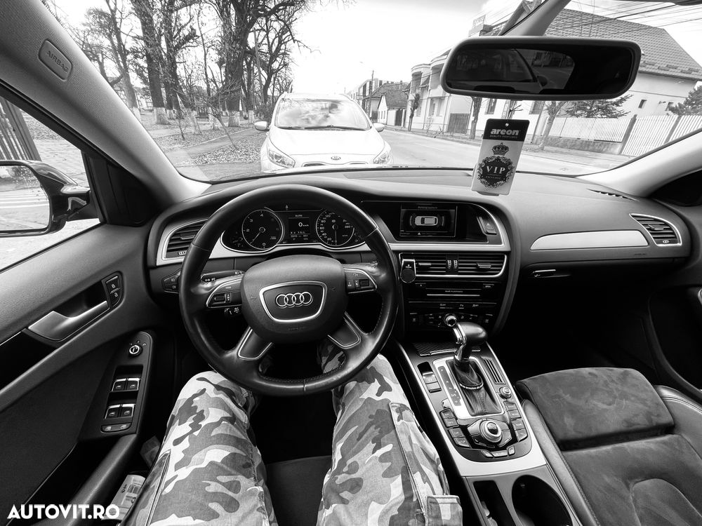 Audi A4 2.0 TDI DPF multitronic S line Sportpaket - 3