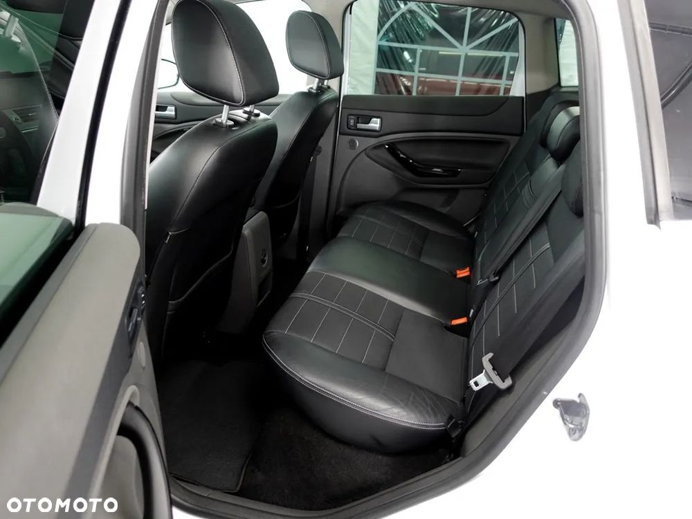 Ford Kuga 2.0 TDCi Titanium S - 10