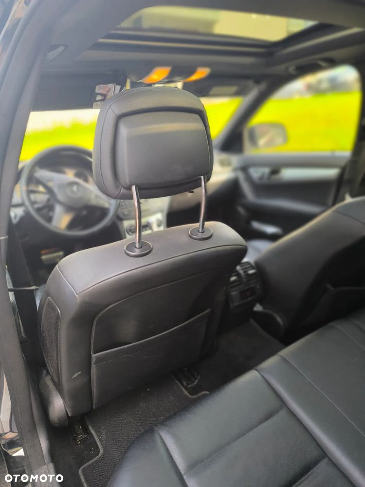 Mercedes-Benz Klasa C 300 CDI 4Matic 7G-TRONIC Avantgarde Edition - 20