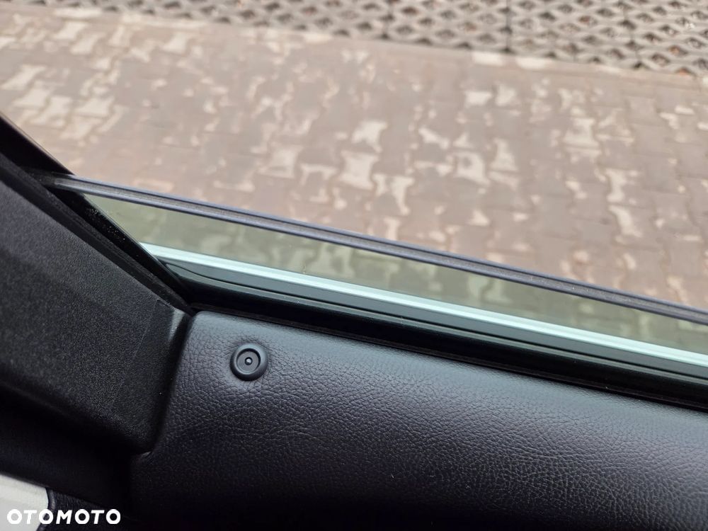 Ford S-Max 2.0 EcoBlue Titanium - 31