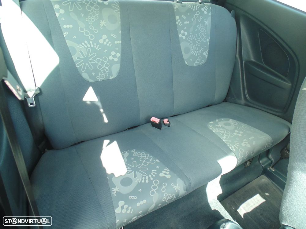 Ford KA 1.2 City - 21