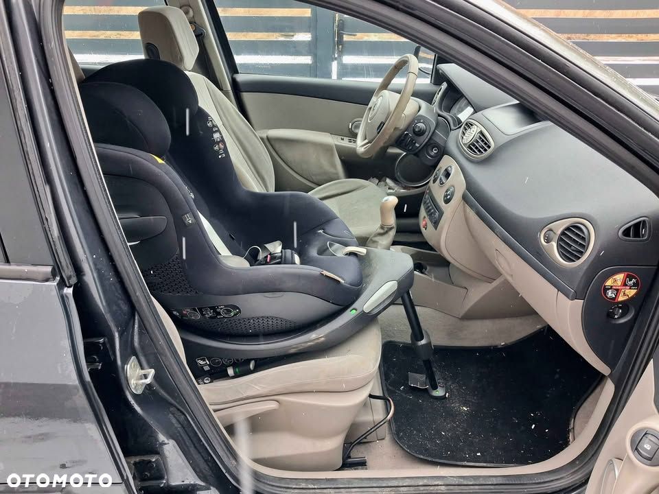 Renault Clio 1.5 dCi Expression - 7