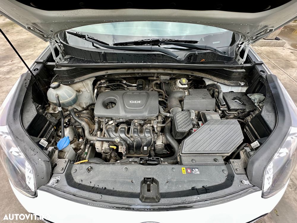 Kia Sportage 1.6 GDI 6MT 4x2 Plus - 16