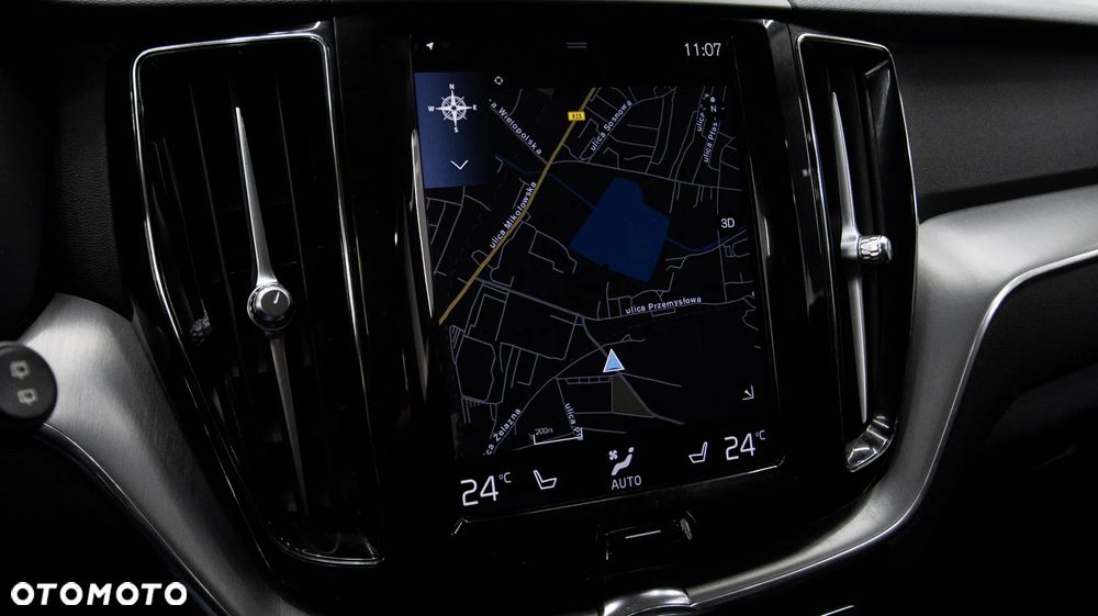 Volvo XC 60 T6 Plug-In Hybrid AWD R-Design - 30