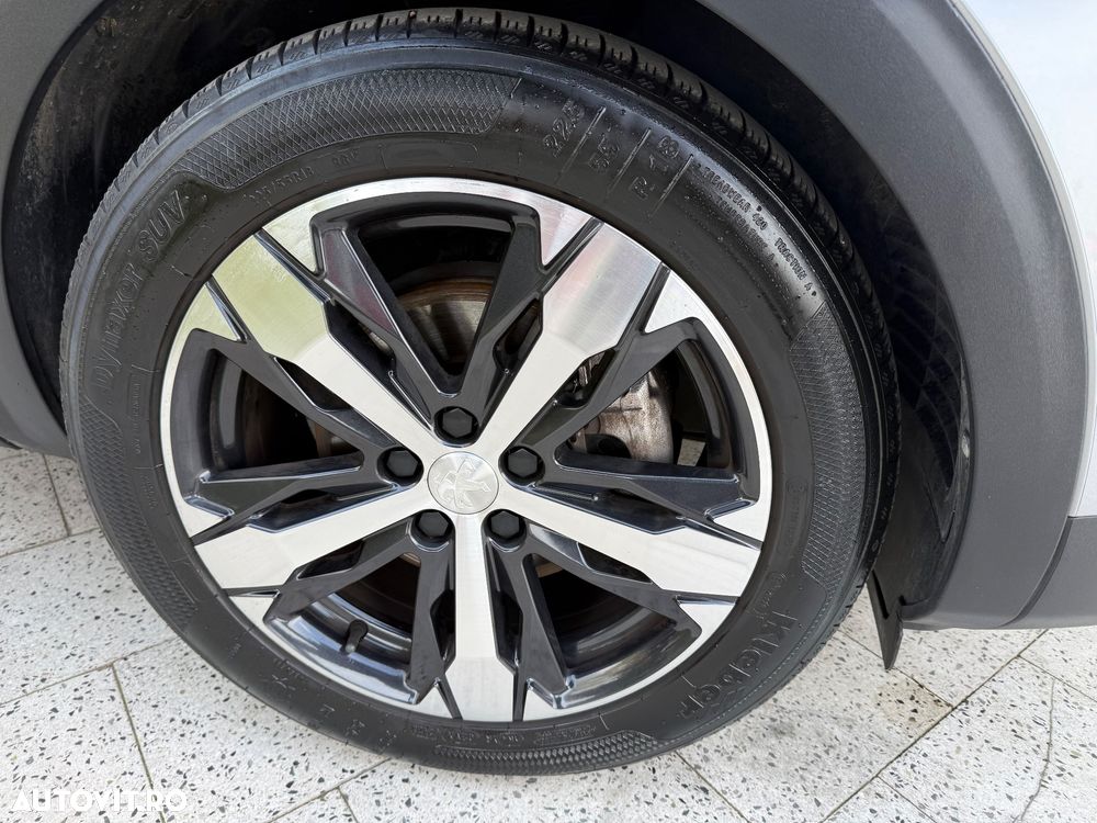 Peugeot 3008 PureTech 130 Stop & Start GPF EAT8 Crossway - 33