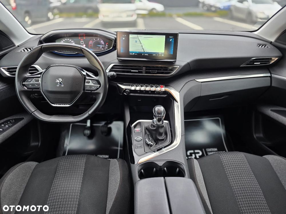 Peugeot 3008 1.5 BlueHDi Allure Pack S&S - 23