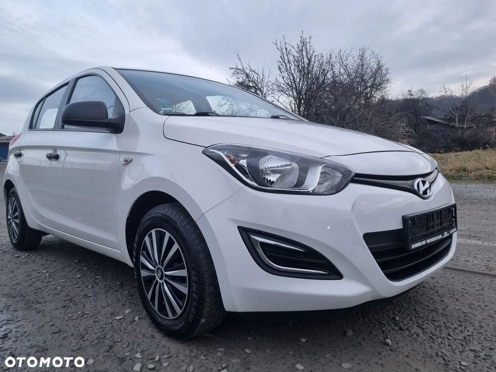 Hyundai i20 1.25 Comfort - 13