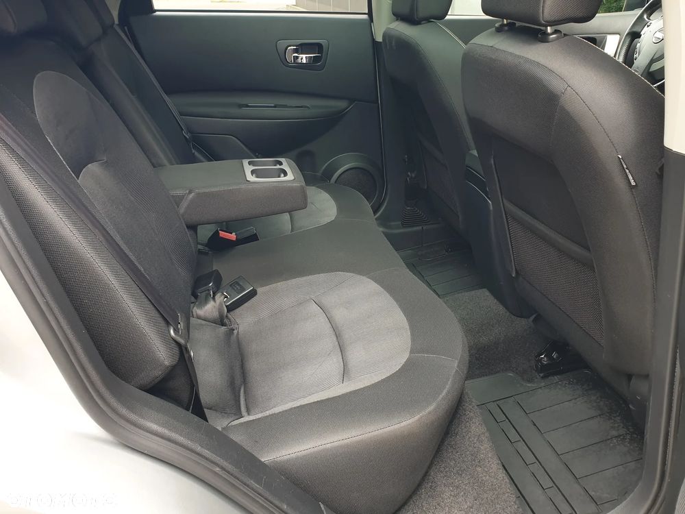 Nissan Qashqai - 15