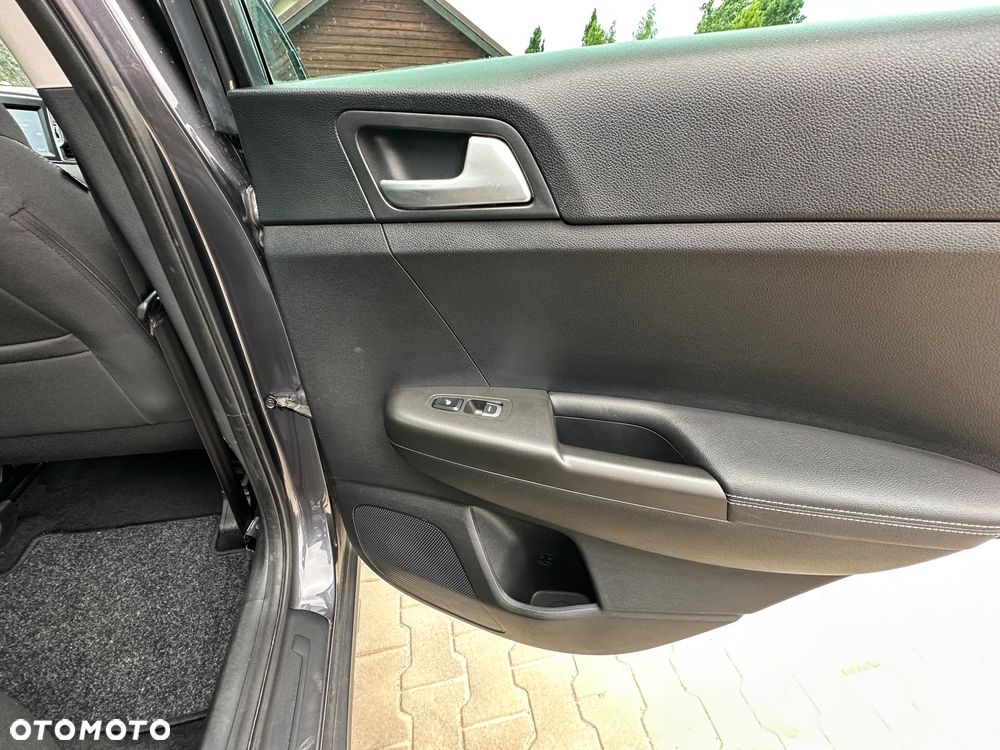 Kia Sportage 1.6 GDI Business Line 2WD - 24